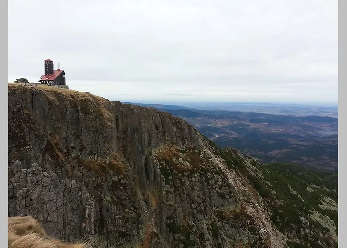 Jola アパート シクラルスカ・ポレンバ
