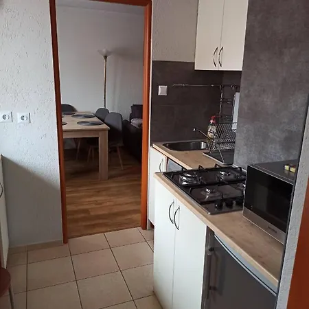 乔拉公寓 斯克拉斯卡波伦巴